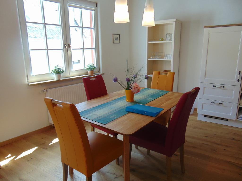 Ferienwohnung Bergblick /Moseltal Burgen  Exterior foto
